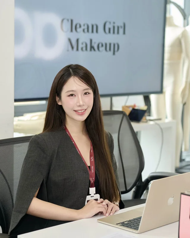 Chân dung Phạm Phương Anh