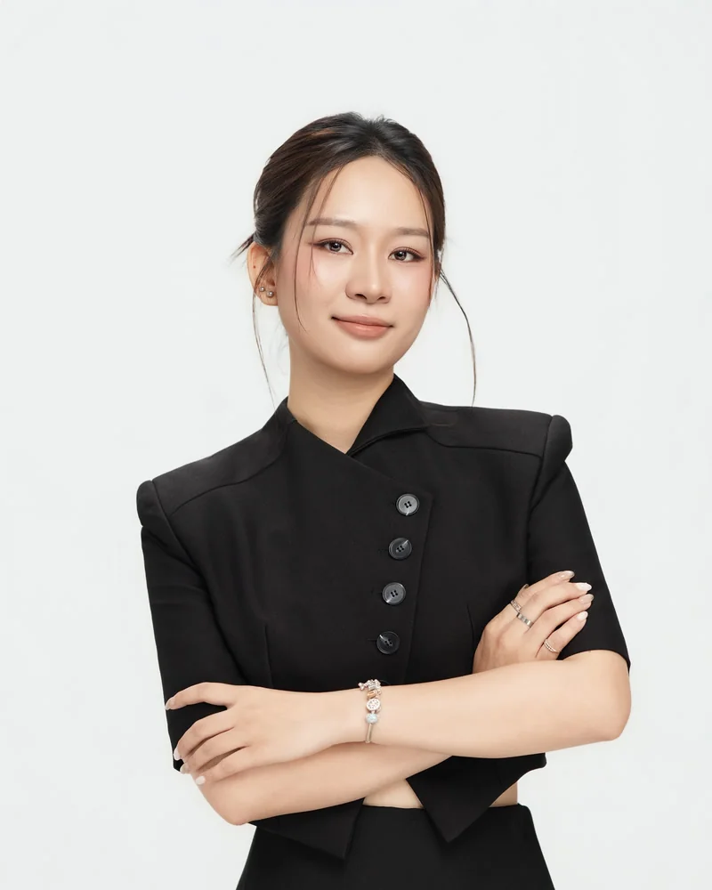 Chân dung Tâm Phạm